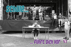 Alle Fotos mit Montage.indd